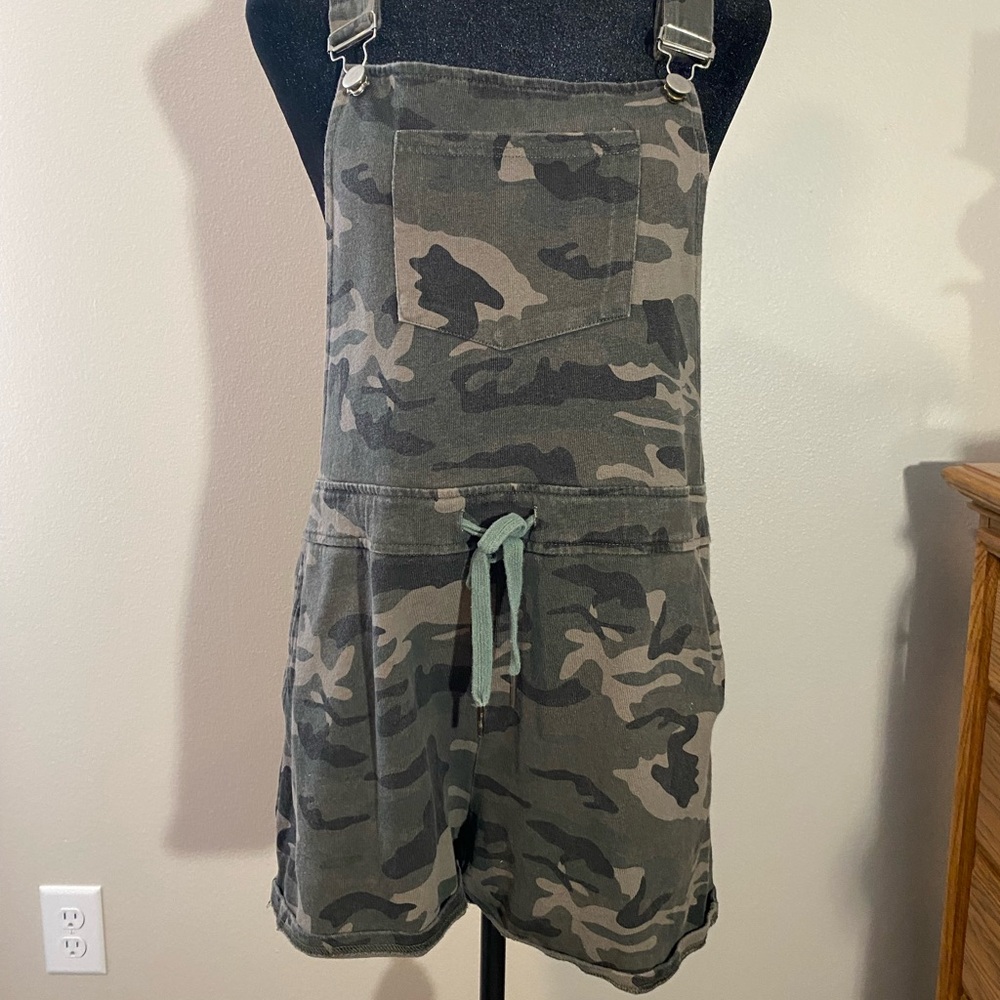 Camo Print Women's Shorts